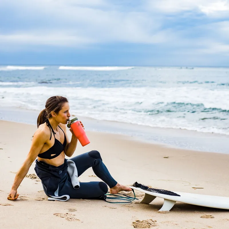 Stanley IceFlow Flip Straw Tumbler 0.89L Guava-4